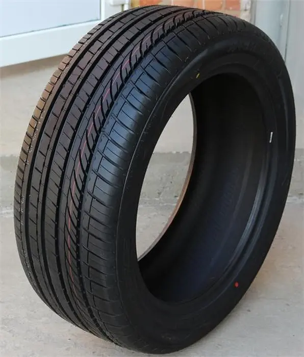 HEADWAY HU901 285/45R22 114Y