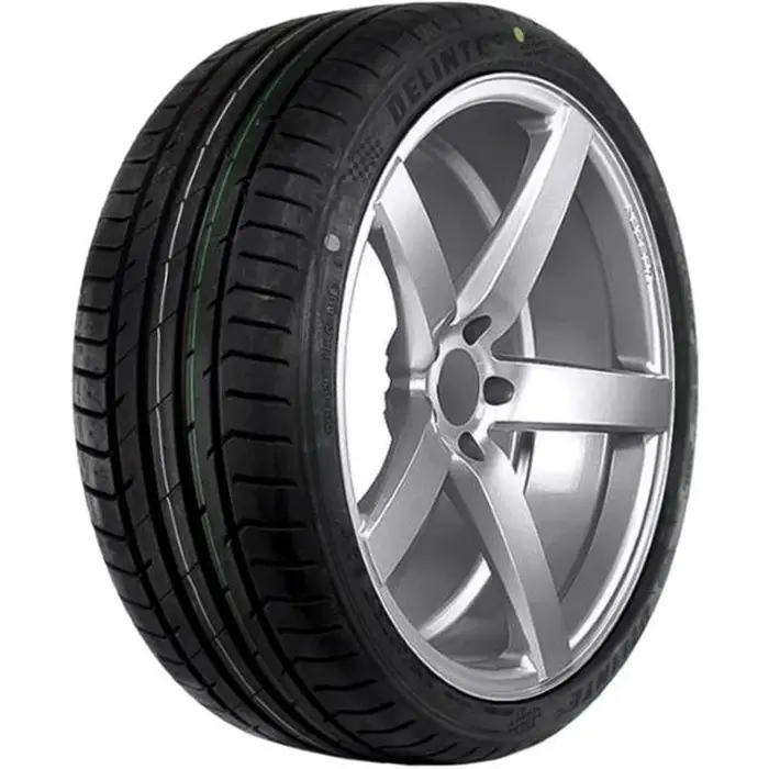 Delinte DS7 Sport  245/40R18 97Y